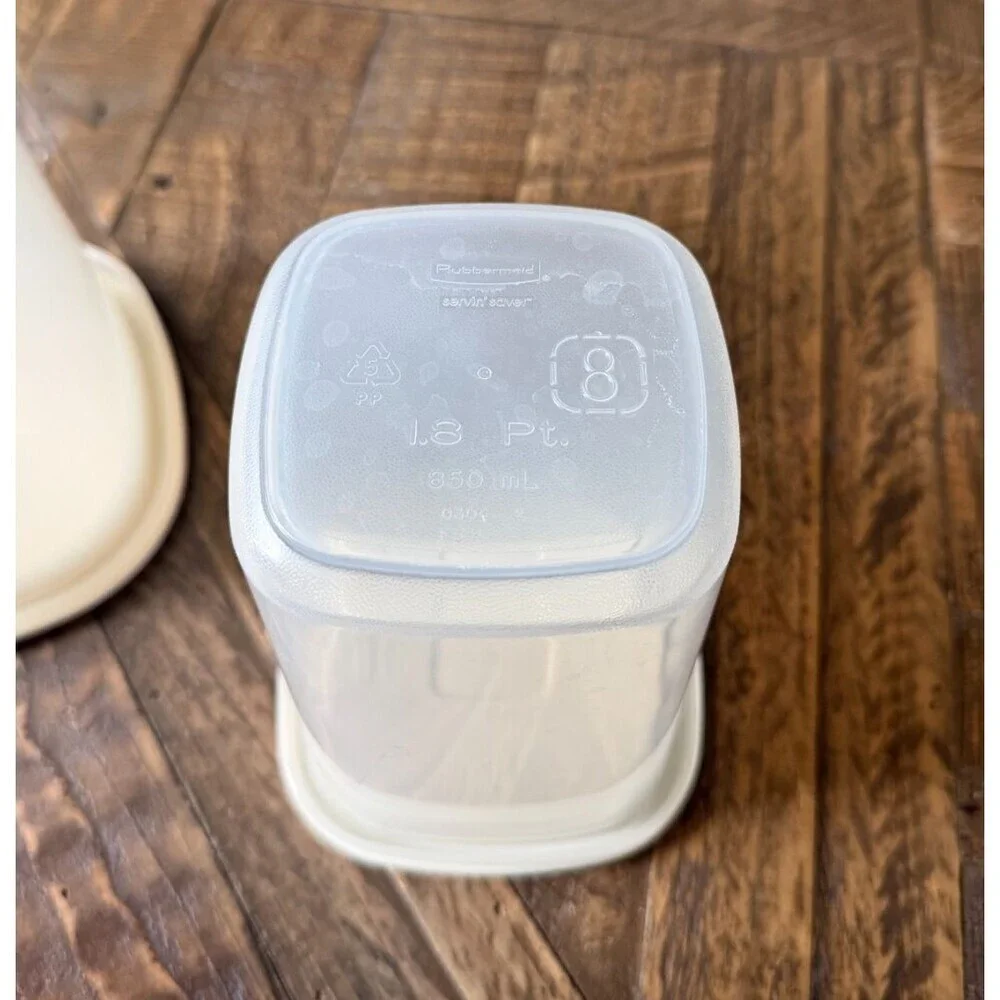 Set of 2 Rubbermaid Servin' Saver Food Canisters Containers #5 #8 Almond Lids
